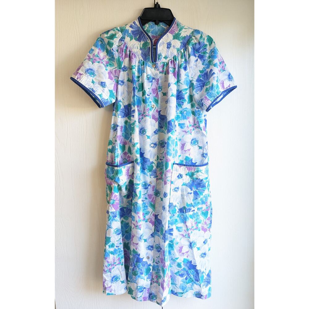 Evelyn Pearson Women's Blue Green Floral Short Sleeve Housecoat Size S
